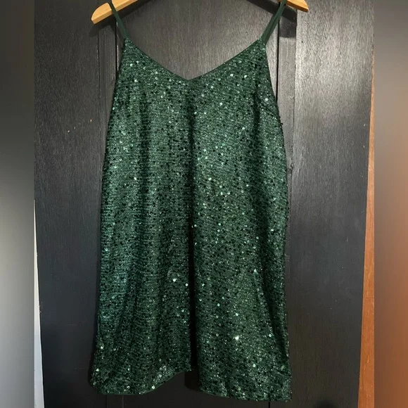 Emerald green slip dress size medium - Picture 2 of 5